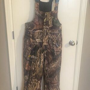 Scent Blocker insulated camo bibs,